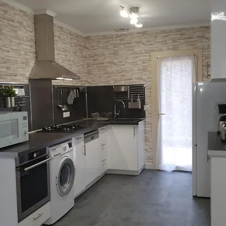 Holiday home La Pibola 1 A 6 Personnes Saint-Andre-d'Allas